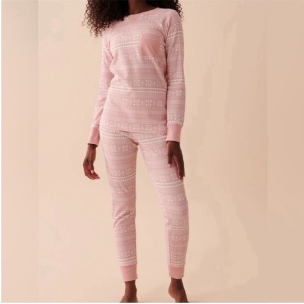 La Vie En Rose | Women’s size Small Soft Pink Knit Pj Set